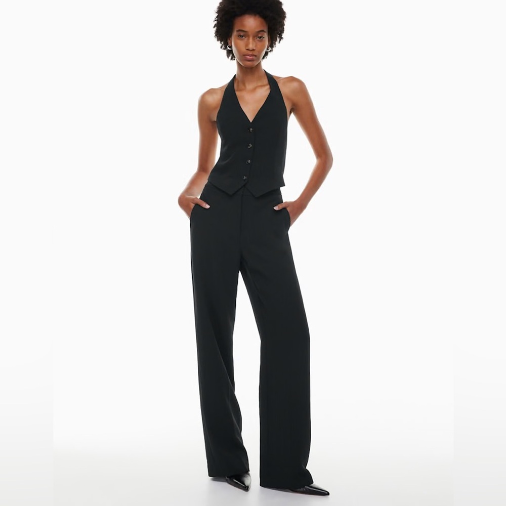 NWT Aritzia Alayna pants black Sold Out